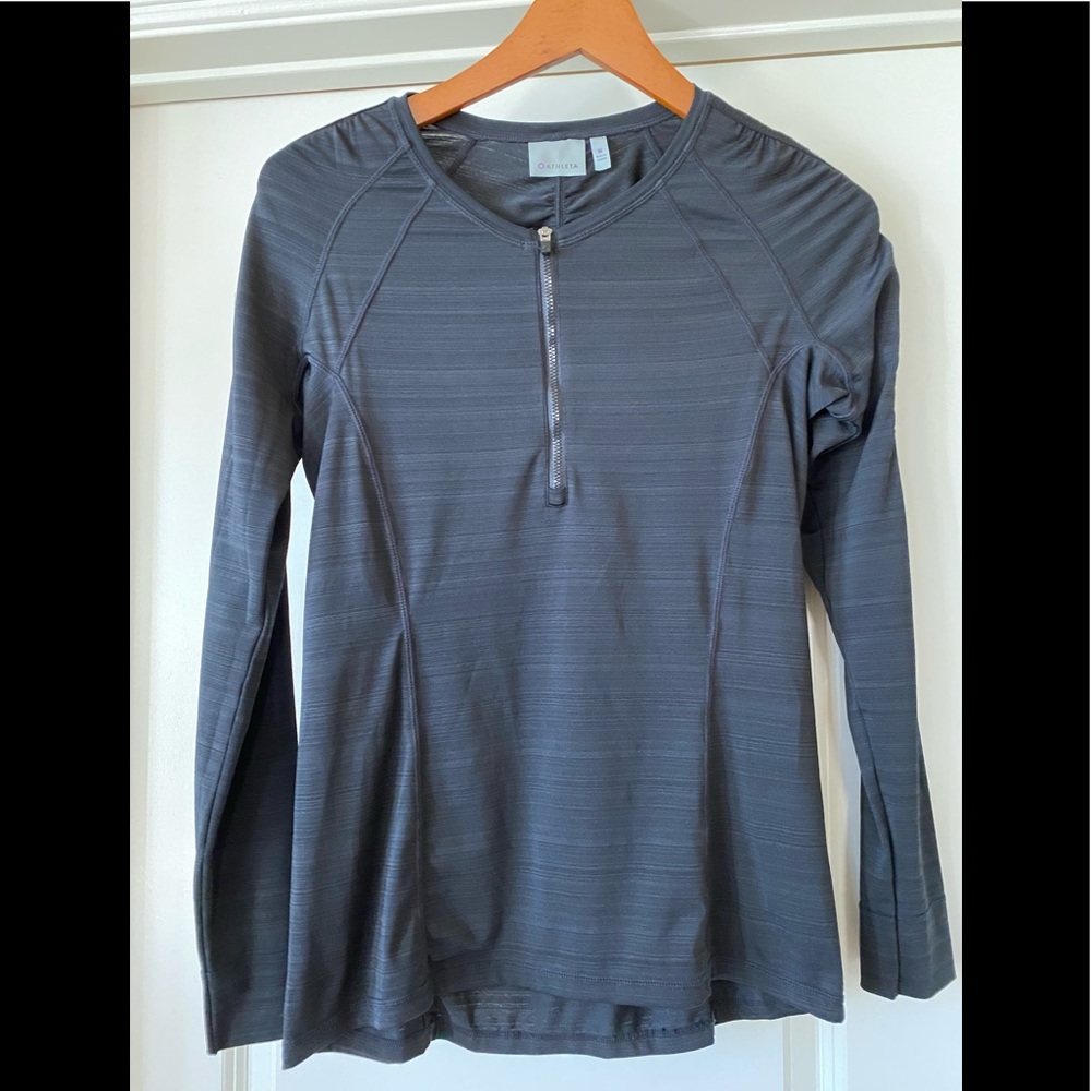Athleta half zip long sleeve tech shirt.  Medium